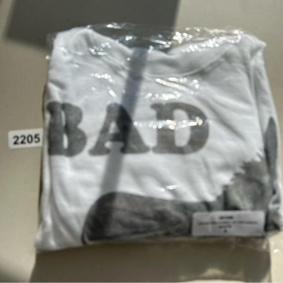 Recycled Karma Tops Bad Donkey Cropped Turtleneck Tee White Small Sweater New - Picture 11 of 12